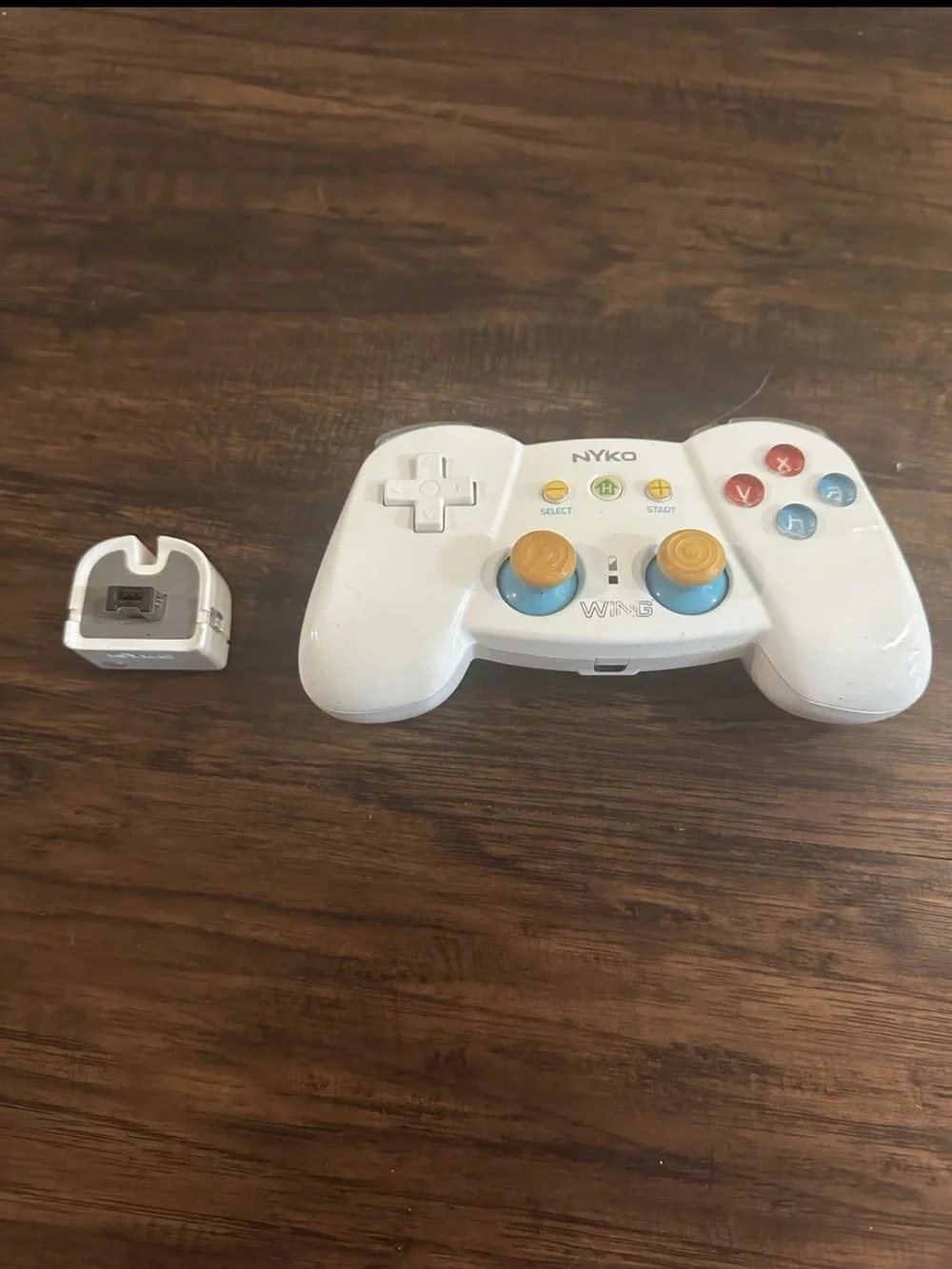 Wii White Wireless Game Controller with Receiver
